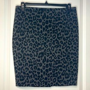 Body By Victoria Cheetah Print Skirt Size 14. Back Zipper. Length 22”. EUC